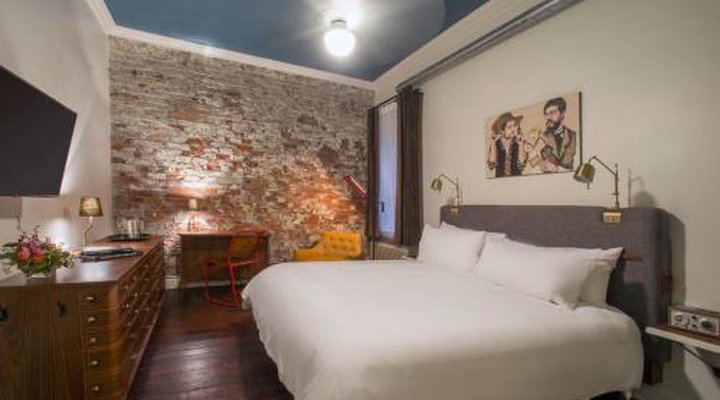 The Old No. 77 Hotel & Chandlery