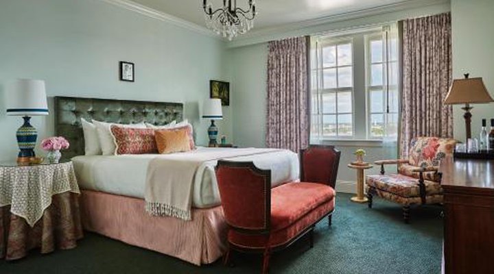 The Pontchartrain Hotel