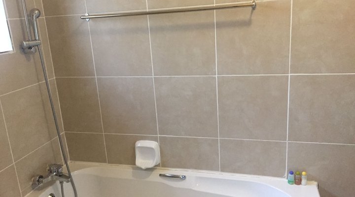 Rosey Inn Guest House