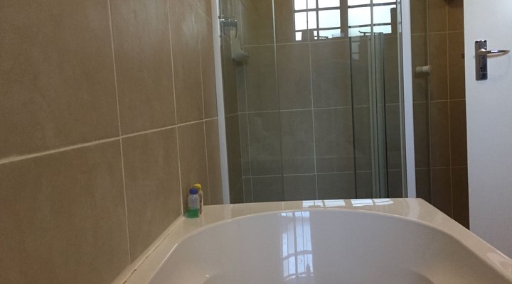 Rosey Inn Guest House