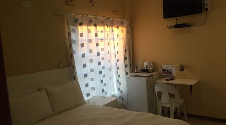 Rosey Inn Guest House