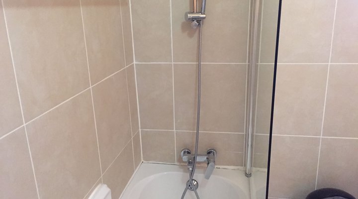 Rosey Inn Guest House