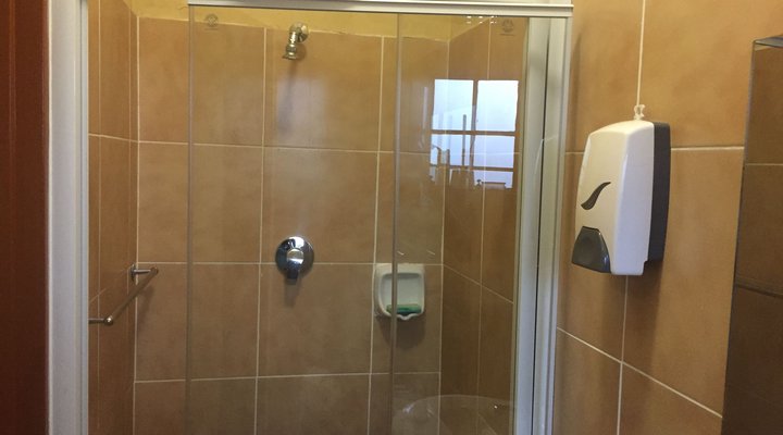 Rosey Inn Guest House