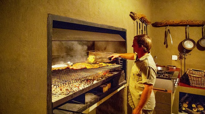 Ufumene African Safaris