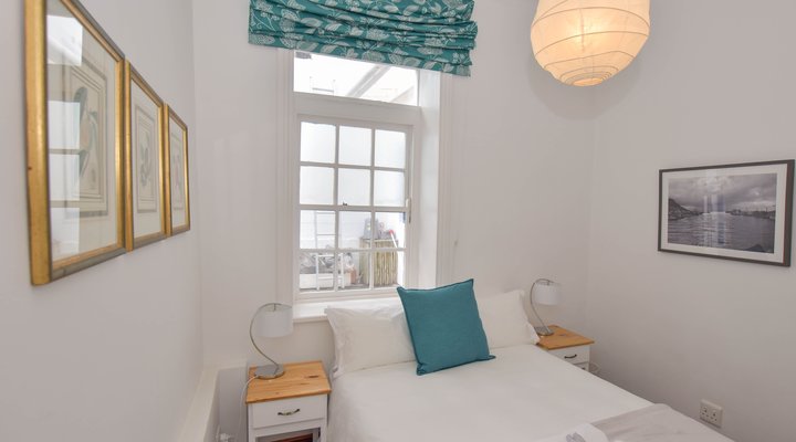 Charming Rosmead Cottage