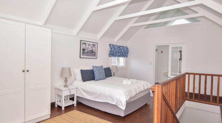 Charming Rosmead Cottage