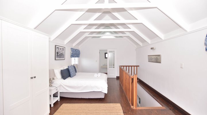 Charming Rosmead Cottage