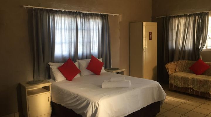 Ditlhapi Self Catering