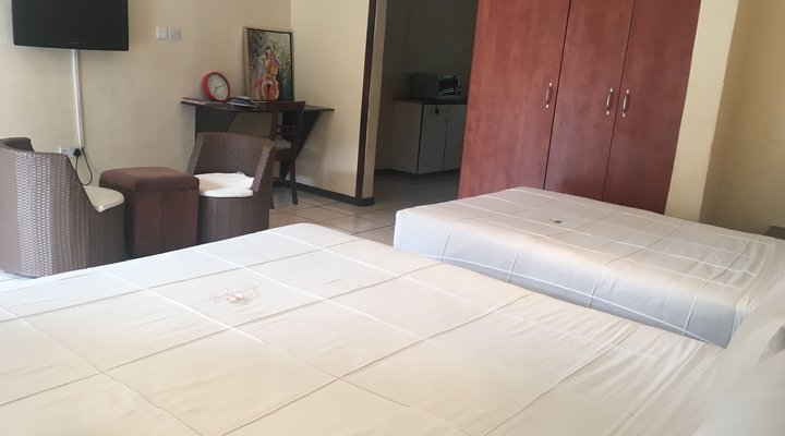 Luxury Wild Inn