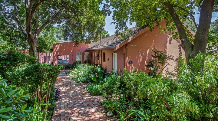 Sitatunga Guest Lodge