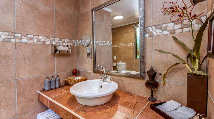 Sitatunga Guest Lodge