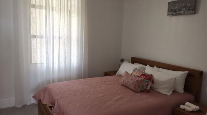 Candy Lee Accommodation Somerset West - Coots Nest