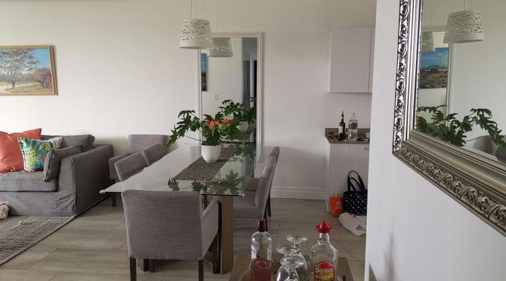 Candy Lee Accommodation Somerset West - Coots Nest