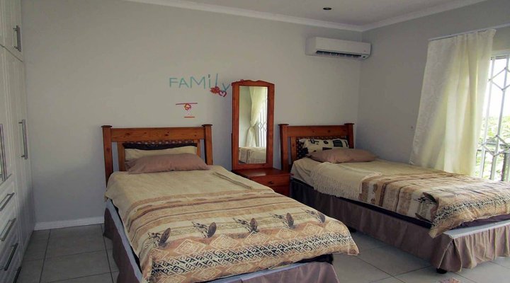 1 Palm drive Zinkwazi Beach