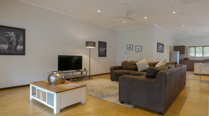 Spacious Cottage in Victoria Falls