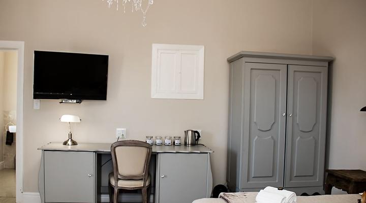 French Karoo Guesthouse