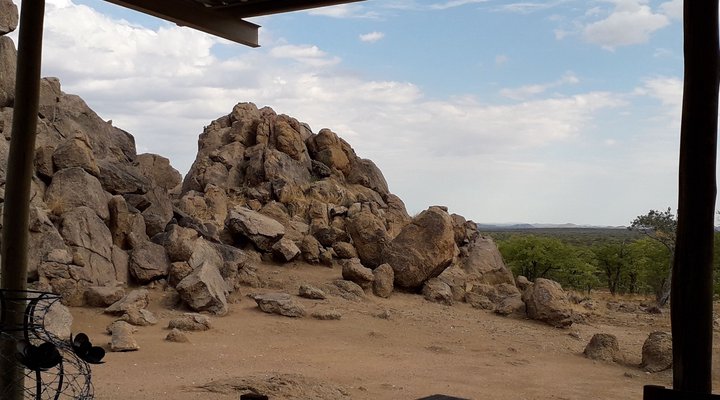 Blue Bushman Luxury Tented Lodge & Camping