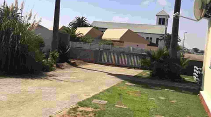 Berg Street Holiday Home