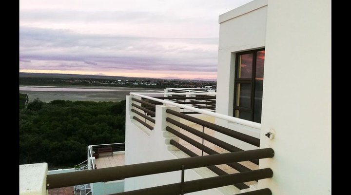 Aguia-Vista Luxury Apartment