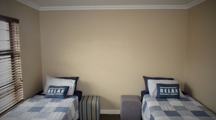 Modern Open-Plan Home 