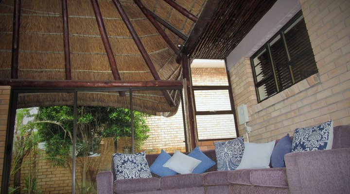 Modern Open-Plan Home 