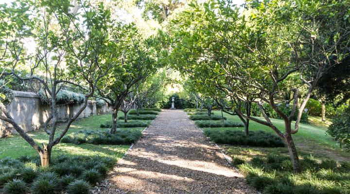 Cellars-Hohenort Hotel