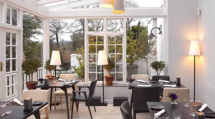 Cellars-Hohenort Hotel