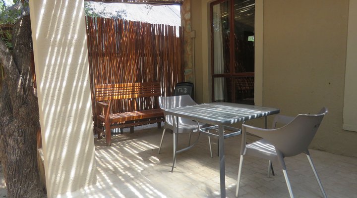 Chalet Pumba, Elephant Camp, Mabalingwe