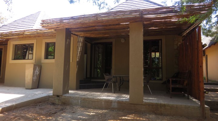 Chalet Pumba, Elephant Camp, Mabalingwe