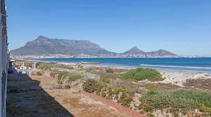 Leisure Bay 225