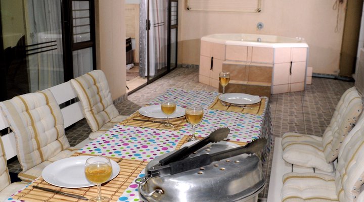 Nautilus Grove 8
