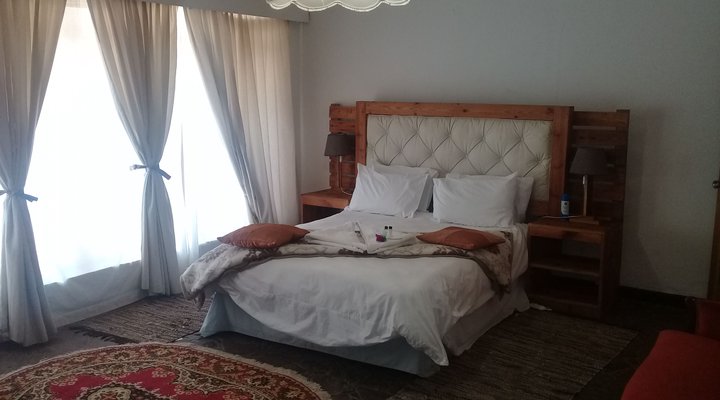 Loxton Lodge Accommodation & Restaurant