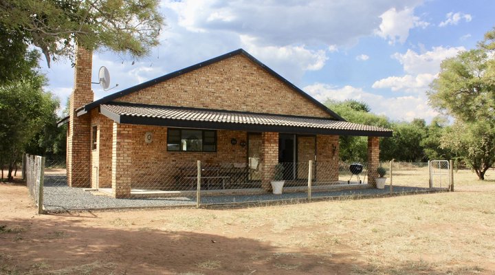 Marakele Animal Sanctuary Toms Cottage