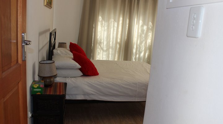 Marakele Animal Sanctuary Toms Cottage