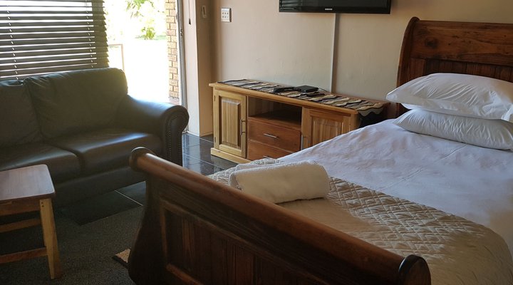 Bokmakierie Guesthouse