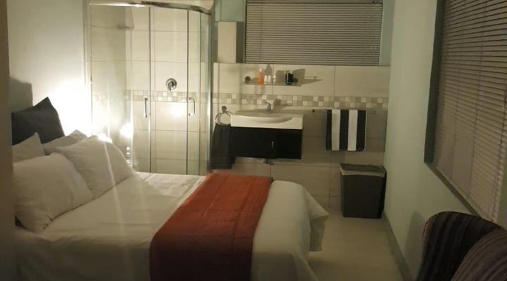 Chapter One Overnight Cottage