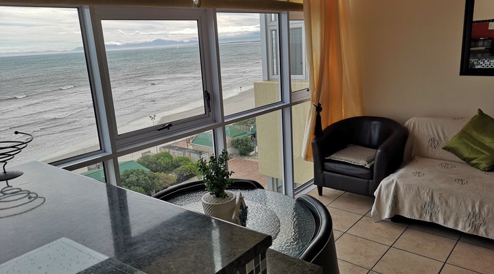 Fig Tree Strand Beach Front Apartments