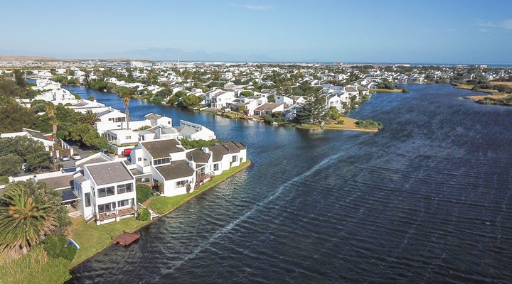 On Zee Watersedge