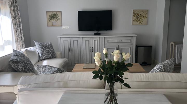 Constantia Valley Lodge