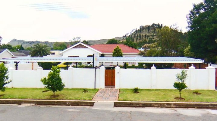 4 Seasons Bed and Breakfast