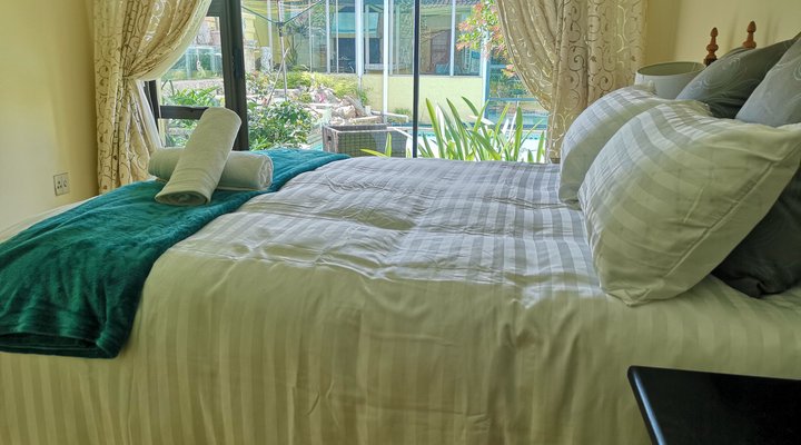 Suzie's Coffee Shop Accommodation 2