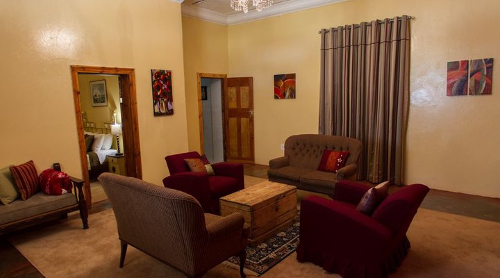 The Red Door Self Catering Cottage