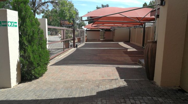 Safari Guesthouse/Gastehuis