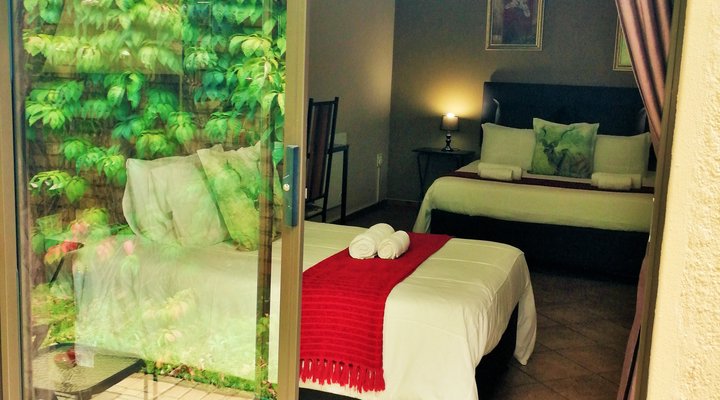 Safari Guesthouse/Gastehuis