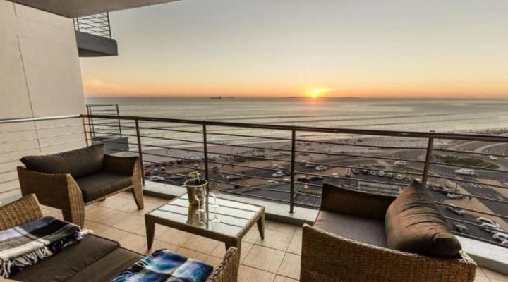 Horizon Bay 603 Beachfront Apartment
