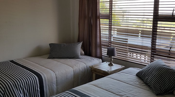 Uvongo Chalets 4