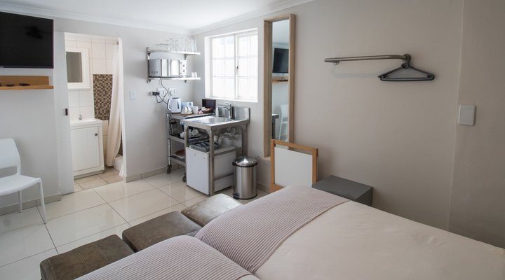 Mint Crash Pad