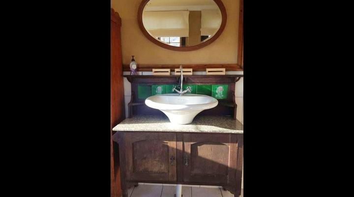 Rockwood Earth Lodge