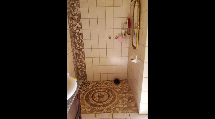 Rockwood Earth Lodge