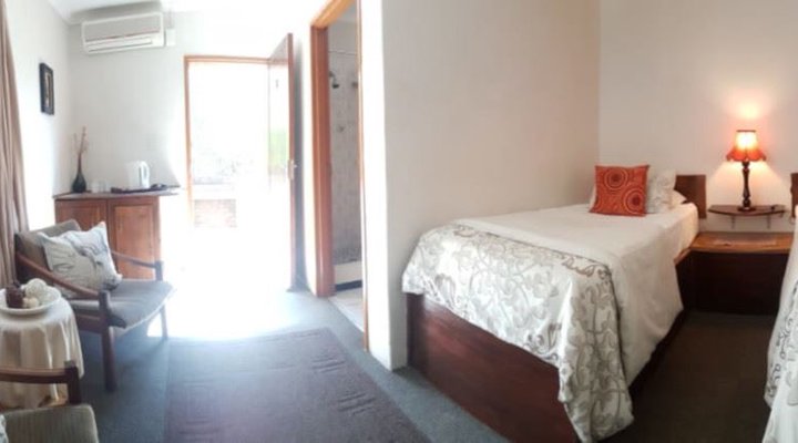 Emthanjeni Lodge